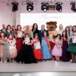 Oksana Fyodorova Instagram - Какая же у нас прекрасная страна ! Хочется рассказать о нашей поездке в Алтайский край, место рождения моего деда . Первой остановкой был Барнаул , где я участвовала в красивом благотворительном проекте Михутка . @mihutka.ru Это было очень трогательно . В особенных девочках я увидела невероятную жизненную силу , желание постигать новые знания, открывать для себя новые горизонты . Спасибо Михутка за вдохновение и до новых встреч.