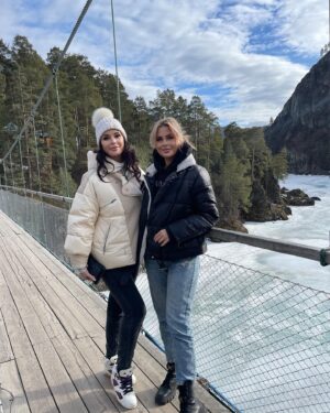 Oksana Fyodorova Instagram - Молодильный  чан с @susekova_anna @marin_ostrov.altay
