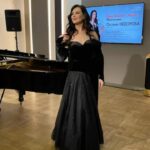 Oksana Fyodorova Instagram - Благодарю мою незаменимую @sstasya_selivanova за классное видео . Было жарко и по любви ❤️ к искусству 😄 с любимыми артистами @georgmigunov @pavelibertango @_annasysoeva_ @gyulnaramaslyaeva @viktorkorotich @vi__lazareva #концерт#opera#operatta