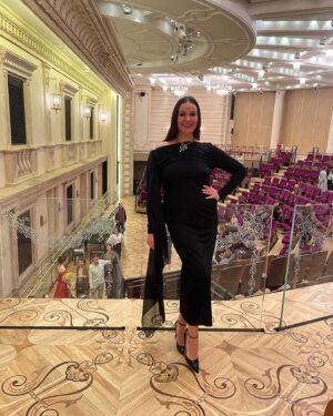 Oksana Fyodorova Instagram - Прекрасные вечера в Бетховенском  зале Большого театра «Музыка Барокко» Спасибо за приглашение замечательному артисту @andrewbulgakov 🎶🎹❤️t #bolshoy#барокко