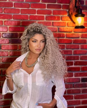 Ola Ghanem Instagram - ✨✨

Makeup by @ranyasalllem 
Hairdresser @ashrafnegm0
@chance.bs.eg