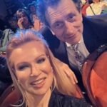 Olesya Sudzilovskaya Instagram - Российская национальная актёрская ПРЕМИЯ имени Андрея Миронова „Фигаро» - театральная награда, присуждаемая за высшие достижения в области актерского драматического искусства. Проводится ежегодно 8 Марта в день рождения Андрея Миронова. Премия вручается в трех основных номинациях: «Лучшие из лучших» (за исполнение ролей на российской театральной сцене), «За служение русскому репертуарному театру» и «За служение Театральному Отечеству». Как утверждал основатель премии Рудольф Фурманов, все ее лауреаты оказывали и оказывают огромное влияние на российское театральное искусство, формируя будущее нашей культуры! #олесясудзиловская #актриса #olesyasudzilovskaya #actress #премияфигаро #санктпетербург ##сергейбезруков #юлиярутберг #евгенийткачук #евгенийкнязев #натальябондарчук #владфурман #рудольфурманов #фигаро
