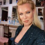 Olesya Sudzilovskaya Instagram - Всем привет! Как обычно по средам приветствую Вас в нашей традиционной рубрике #судзибьюти ! Сегодня с удовольствием расскажу о премиум ателье «Maison de Mode» @maisondemode.atelier , расположенного в пространстве старинной городской усадьбы на Николоямской улице в Москве. В образе от мастеров этого ателье я была на премии «Фигаро» 🖤 в Санкт-Петербурге. Команда ателье - дипломированные дизайнеры, конструкторы и портные, имеющие опыт в известных ателье у Александра Терехова, Ульяны Сергиенко, Валентина Юдашкина, Игоря Чапурина. Здесь с большим вниманием относятся к деталям. По Вашему желанию создадут уникальные свадебные, вечерние и коктейльные изделия haute couture 👗👖🥻, разработают деловой или повседневный гардероб. В случае неожиданно возникшего мероприятия, примерку могу провести прямо у Вас дома! В ателье «Maison de Mode» построение лекал происходит вручную.👌🏻 А если возникнет необходимость, можно выбрать и готовые изделия.✨ Будьте красивы и здоровы! Ой, да! Какая фотография Вам понравилась больше?📸 #олесясудзиловская #актриса #olesyasudzilovskaya #actress #sudzibeauty #beautyblog #beautybloggers #платье #dress