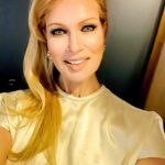 Olesya Sudzilovskaya Instagram - Продолжая сегодняшнюю рубрику #судзибьюти , расскажу Вам о посещении центра красоты «Бэст»/«Best” @best_centre , в стенах которого собраны уникальные методики и аппараты, и который с удовольствием посещаю; и о косметической процедуре на основе косметики RAVISSA . ЭФФЕКТ С ПЕРВОГО ПРИКОСНОВЕНИЯ! Ravissa – фитопептидная комплексная косметика. НОВЫЙ МЕТОД УХОДА ЗА КОЖЕЙ – выбор ингредиентов работающих одновременно на всех уровнях кожи, где есть эстетические проблемы.✨💦  Вот такие нашла интересные определения про этот бренд: •«ИСКУССТВЕННЫЙ ИНТЕЛЛЕКТ» - косметическими средствами RAVISSA можно определить исходное состояние, провести диагностику и скорректировать эстетические недостатки кожи. •ЭФФЕКТИВНОСТЬ. •ПРОНИКНОВЕНИЕ ИНГРЕДИЕНТОВ НА ЗАДАННЫЙ УРОВЕНЬ КОЖИ. •УДОВЛЕТВОРЁННОСТЬ РЕЗУЛЬТАТОМ ИСПОЛЬЗОВАНИЯ. •БЕЗОПАСНОСТЬ И КАЧЕСТВО ПРОДУКЦИИ. И что для меня немало важно 😌: •ЭМОЦИОНАЛЬНЫЙ ФАКТОР – удовольствие от ухода начинается с первого прикосновения. Лёгкие приятные текстуры продуктов обеспечивают комфорт применения и подарят Вам радость от использования косметики. Рада, когда информация из нашей рубрики #судзибьюти Вам пригождается и оказывается полезной. Напишите, пожалуйста, какие темы Вы хотели бы обсудить. Будьте здоровы, счастливы и красивы! #олесясудзиловская #актриса #olesyasudzilovskaya #actress #sudzibeauty #beautyblog #beautyblogger #косметика #cosmetics