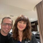 Olga Kurylenko Instagram - I think I just got the best haircut I’ve had in years! Thank you dear Carlos and Rossano for making this happen ✨ So much dead and dry hair off and I now feel fresh and ready for the sunny days 🤩 @rossanoferrettiofficial @therealrossanoferretti @mabodimika