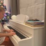 Olga Medynich Instagram - Очень длинно для Инстаграм , для контента вообще -жопа … но☝🏻 это самый главный человек в моей жизни и пусть это будет здесь . #сын #10лет #любовь #2024 #медыничольга