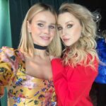 Olga Medynich Instagram - ОтпремьерилиСь Вампирами 🧛 закидаю вас сегодня фотками , терпите 🤣 @katykino ❤️ #медыничольга #вампирысреднейполосы #премьера спасибо за глаза #мама #папа и @belovapro_ ❤️