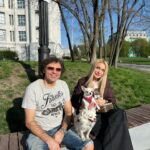 Olga Sumskaya Instagram – Квітнуть красуні…Обожнюю…🌸🌸🌸!Памʼятаю ,як ми з доцею пʼятнадцять років тому за ініціативи @igor_dobrutskyi 🌳  саджали на Пейзажці  сакури і ялинки…Які ж вони прекрасні виросли…А на нашому дереві прижилася гілочка звичайної вишні,хтось прищепив…Дивовижно!Поспішайте на Пейзажну алею насолодитися красою!🌸🌳