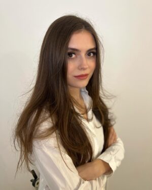 Olga Sumskaya Instagram - Доця!Рідненька,з 22річчям!Будь щаслива!Попри все!Віри в себе!Любимо !❤️Вітаємо!❤️ @gandzyazen 😘😘😘
