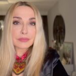 Olga Sumskaya Instagram - Друзі,зараз нічого немає важливішого ,ніж підтримка наших захисників!🙏🏻🙏🏻🙏🏻‼️‼️‼️ Дуже прошу підтримати збір для воїнів 143 бригади‼️‼️‼️ ,яких зараз перекинули під Бахмут. А там пекло!!! Тож!Терміново ‼️‼️‼️потрібно зібрати хлопцям гроші на - Ноутбук для роботи з паперами, програмами та дронами. -Еcoflow River 2 max - 3 штуки акумуляторів з батарейками АА - 2 рації Motorola DP4400 _ 2 акумулятори - Устілки з підігрівом USB 20 пар -Інаерторний генератор на 2,3 кв та ще багато чого надважливого!Разом треба зібрати 130 тис гр!‼️ Буду дуже вдячна за репост Допоможемо нашим рідним захисникам 🇺🇦Приєднуйтесь!Разом до Перемоги! Збір ініційовано @khostikoiev Банка для 143 Бригади: 🎯Ціль: 130 000.00 ₴ Посилання на банку у мене в шапці профілю і в СТОРІС‼️‼️‼️ Після збору коштів я надам чеки по усім купівлям та відзвітую про отримання речей для хлопців з 143 бригади. Дякую🇺🇦