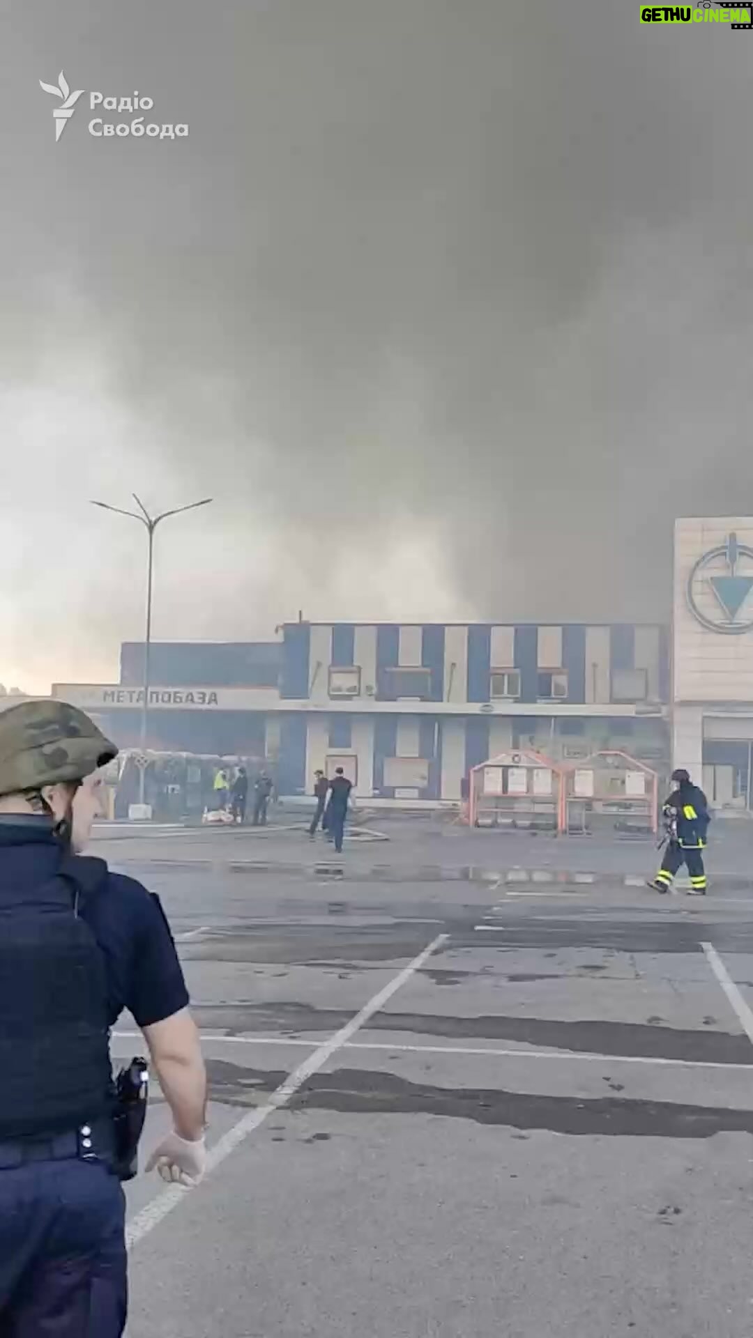 Olga Sumskaya Instagram - Господи!Знову страшна трагедія у Харкові!😭😭😭Серед білого дня авіабомби по «Епіцентру» і центру міста‼️‼️‼️Суцільне пекло…Нелюди‼️‼️‼️