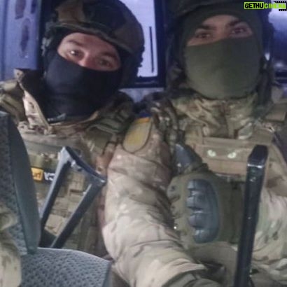 Olga Sumskaya Instagram - Друзі,зараз нічого немає важливішого ,ніж підтримка наших захисників!🙏🏻🙏🏻🙏🏻‼️‼️‼️ Дуже прошу підтримати збір для воїнів 143 бригади‼️‼️‼️ ,яких зараз перекинули під Бахмут. А там пекло!!! Тож!Терміново ‼️‼️‼️потрібно зібрати хлопцям гроші на - Ноутбук для роботи з паперами, програмами та дронами. -Еcoflow River 2 max - 3 штуки акумуляторів з батарейками АА - 2 рації Motorola DP4400 _ 2 акумулятори - Устілки з підігрівом USB 20 пар -Інаерторний генератор на 2,3 кв та ще багато чого надважливого!Разом треба зібрати 130 тис гр!‼️ Буду дуже вдячна за репост Допоможемо нашим рідним захисникам 🇺🇦Приєднуйтесь!Разом до Перемоги! Збір ініційовано @khostikoiev Банка для 143 Бригади: 🎯Ціль: 130 000.00 ₴ Посилання на банку у мене в шапці профілю і в СТОРІС‼️‼️‼️ Після збору коштів я надам чеки по усім купівлям та відзвітую про отримання речей для хлопців з 143 бригади. Дякую🇺🇦