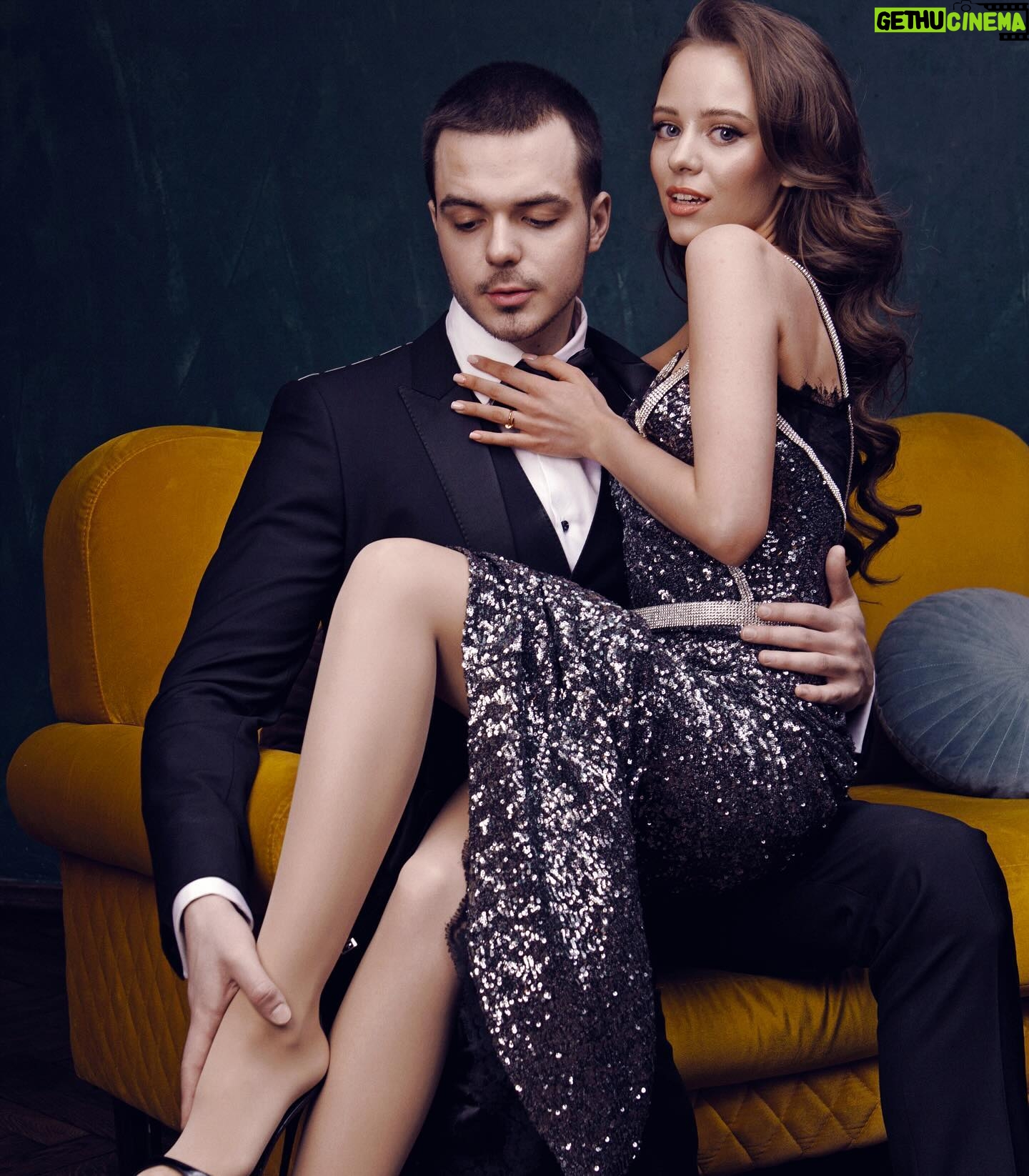 Olga Sumskaya Instagram - «Наші Кайдаші» та @symbol.ua очима неймовірного : @zubarev.photographer продюсер вистави : @actoroleiinyk