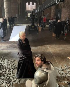 Olivia Cooke Instagram - thank u to all who watched! i love these people so so much!