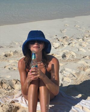 Olivia Giannulli Instagram - summer fan and advocate