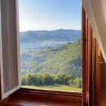 Olivia Jensen Instagram – Windows of heaven🕊 

.
#OJtravels #tuscany