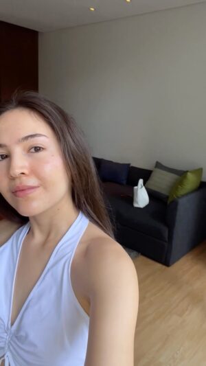 Olivia Jensen Instagram - Morning everyone waking up to a day without make up feels like a blessing ✨💕