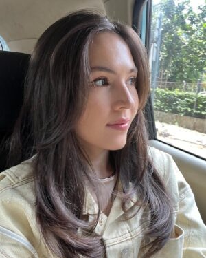 Olivia Jensen Instagram - Mikirin bentar lgi pada mudiikk: packing, thr, beresin rumah, potong rambut, beresin kerjaan, booking hotel and the list goes oooonn 🤣