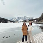 Olivia Jensen Instagram – Moment Dolomites 🏔✨ Di bulan April salju nya masih tebel begini 3 meter lebih tinggi di atas kita! Expektasi mau liat yang ijo-ijo, ternyata dingin nya bukan main ❄️ Ganti judul jadi white spring holiday  hihi @sabjensen Alamnya bener bener one of a kind “Majestic” 🏔

.

#OJTravels #Dolomites #SouthTyrol
