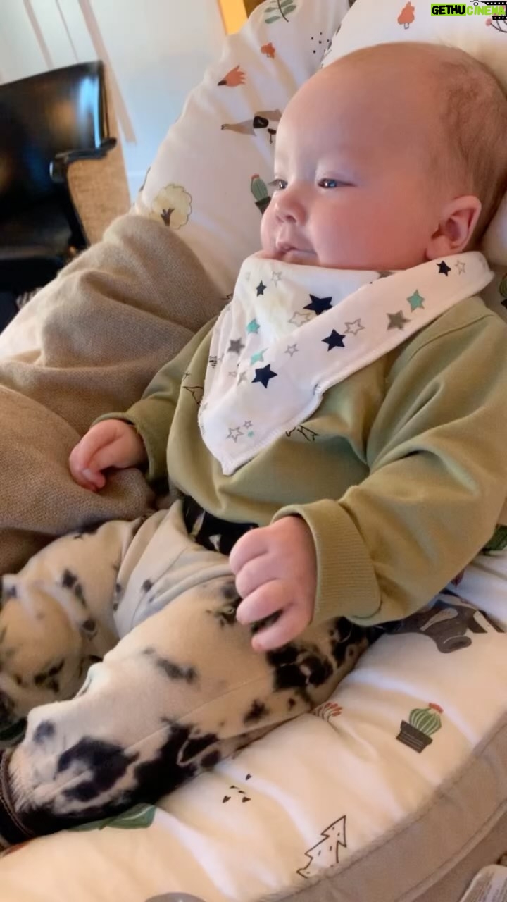 Olivia Munn - 44.6K Likes - My mom sent me this video and said “watching TV makes babies intelligent” (edit: my mom wants me to clarify that @sesamestreet makes babies intelligent not just any tv show)