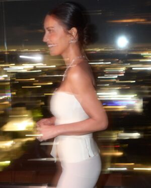 Olivia Munn Instagram - This was a really fun night. 🥳 
Thank You @fendi for making me these beautiful gowns.