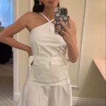 Olivia Munn Instagram – 🖤🤍

Dress: @proenzaschouler 
Coat: @therow 
Boots: @paristexas_it 
Earrings: @_jennybird 
Styled by: @laurenjeworski 
Makeup: @dianebuzzetta 
Hair: @justinemarjan 
Nails: @nailsbyshige