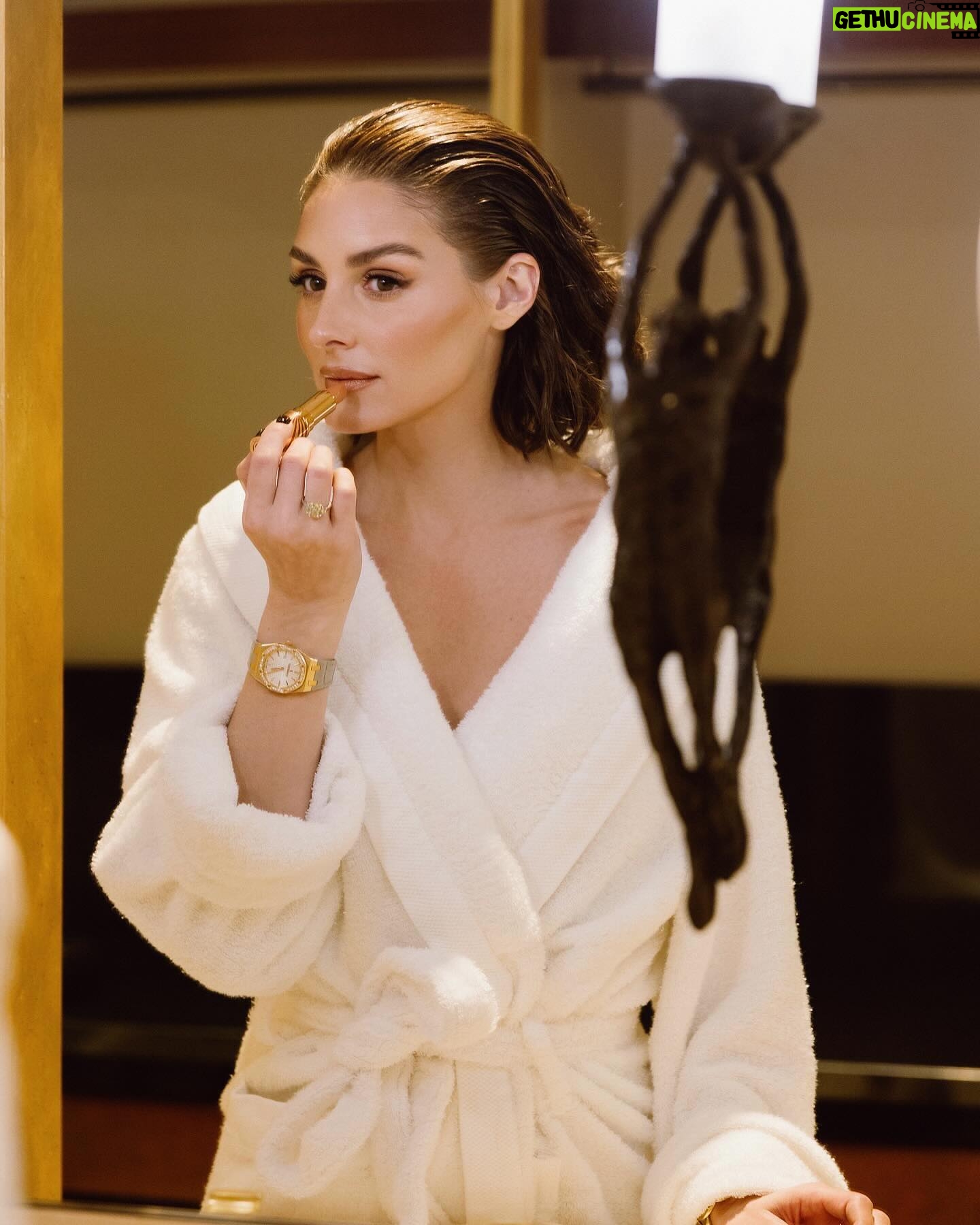 Olivia Palermo Instagram - Thank you @parkhyattparis for another wonderful stay - it was so nice to be able to enjoy the property and impeccable service outside of the craze of fashion week ☕️🥐🇫🇷💗 📷 (1,3,5,6,8): @nikagunchak