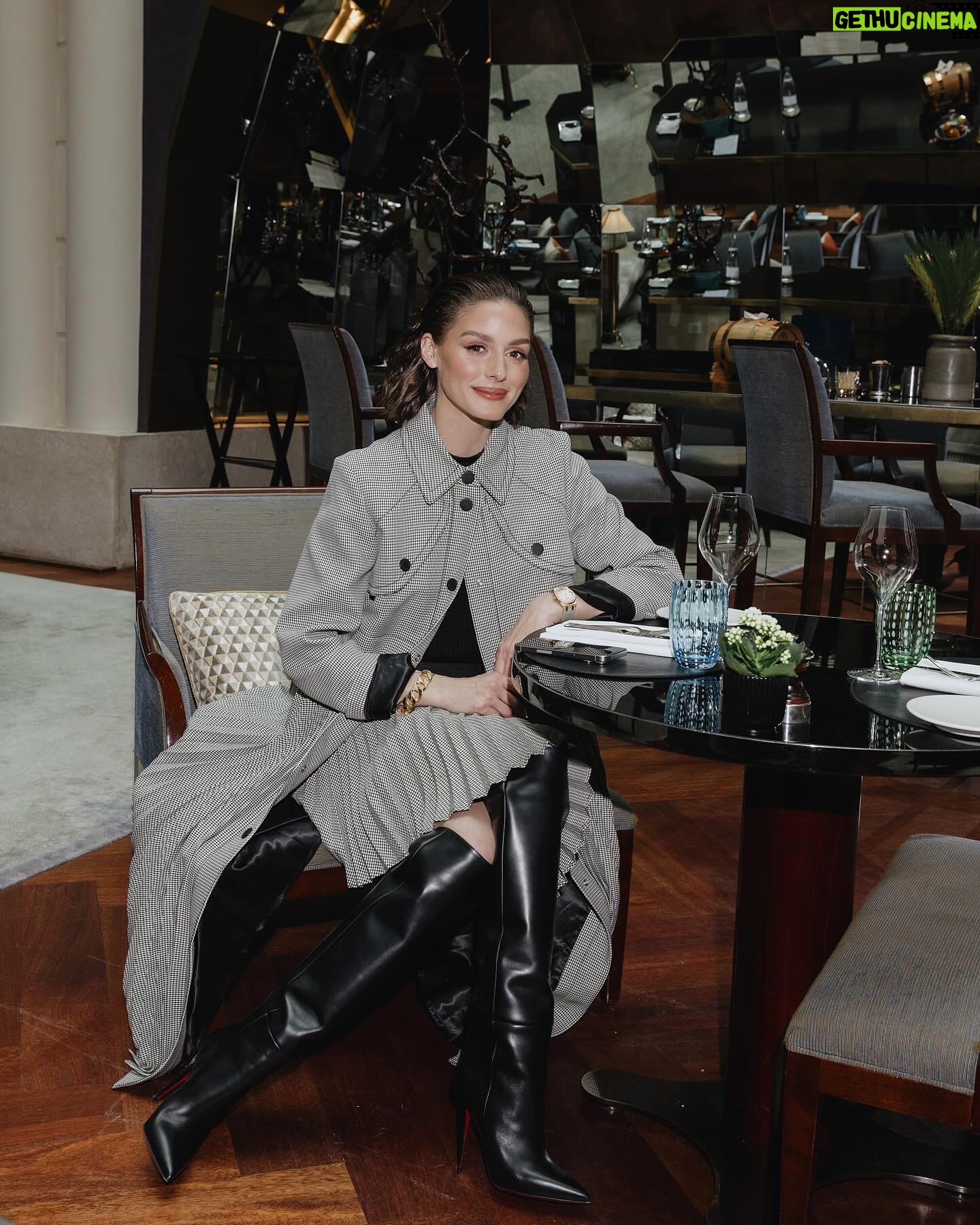 Olivia Palermo Instagram - Thank you @parkhyattparis for another wonderful stay - it was so nice to be able to enjoy the property and impeccable service outside of the craze of fashion week ☕️🥐🇫🇷💗 📷 (1,3,5,6,8): @nikagunchak