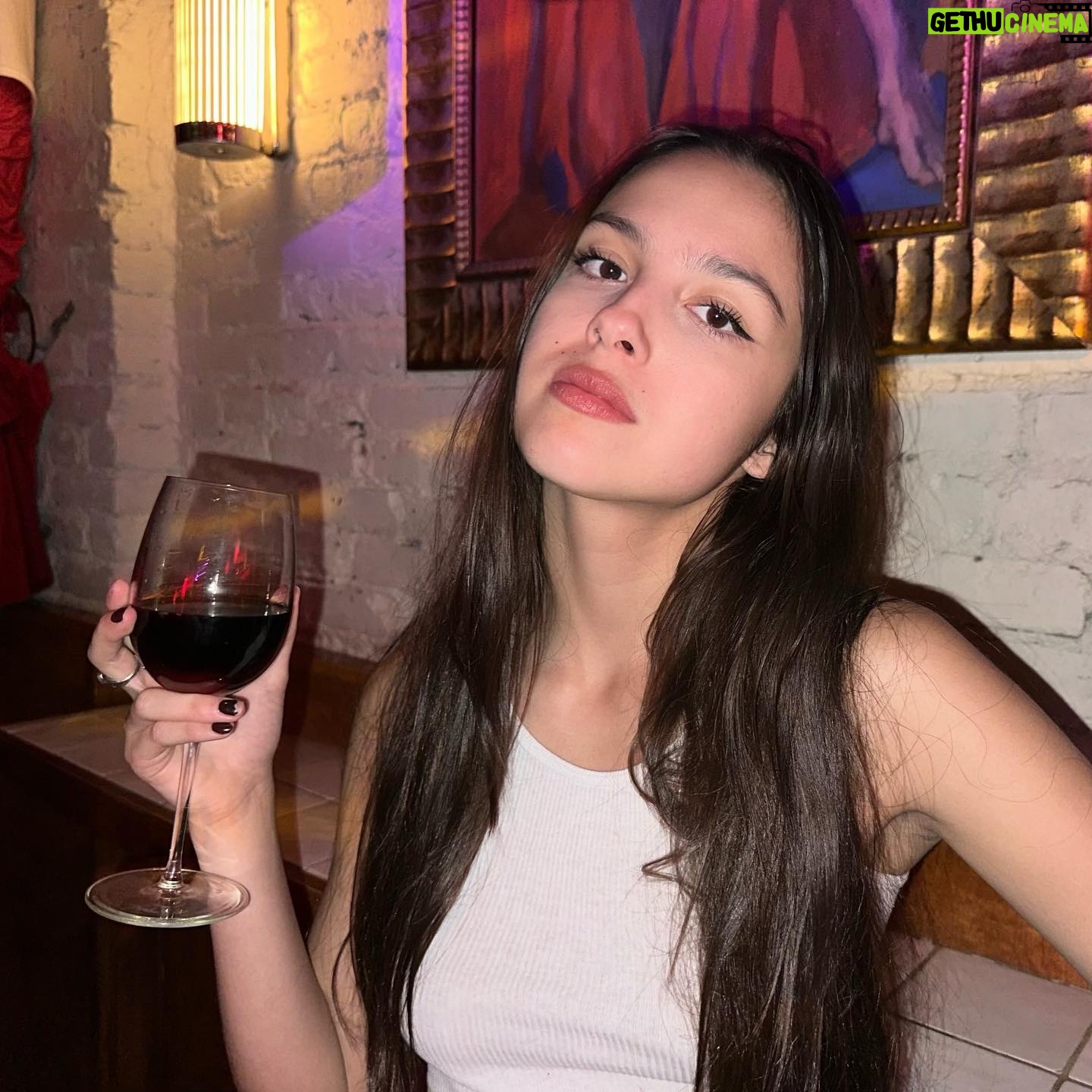 Olivia Rodrigo Instagram - I’m here, I’m there, I’m everywhere