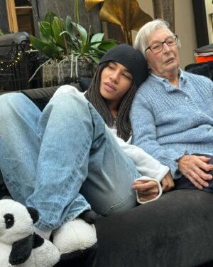 Olivier Rousteing Instagram - Family FIRST ♥️ 
My grandma is in the hospital but reading my new interview in @gqfrance , love you mamie and merci for all the incredible values and education I Got from you.
Je t’aime mamie 👵🏼