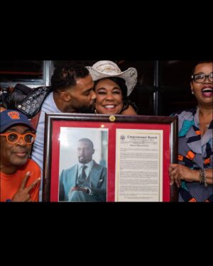 Omari Hardwick Instagram - You have made me smile, You have made me cry tears of joy & pride, You have chosen to often honor a lil ole dusty boy from the dirty south who God birthed with a clean purpose…..
TODAY on this day of your birth-i want to honor You….mountain of a God fearing woman, mother (& equally to me), teacher, mentor, philanthropist, activist, creator, policy maker, game changer, trailblazing, congresswoman, “SHERO”!! 
🦅
With moxie, courage, bravery & boldness….you have often chosen the path of most resistance & with your own level of “good trouble” & eye on the prize…..seen your way to victory. As a culture, as a community, as a country, and as a world…we are ALL better because of this fire & LOVE inside of you. But maybe none…..more than me. May this go round the sun be your wildest & BEST yet! Happiest WORTHday my incomparable Mama Freddi. I am so thankful God, & your folks brought you to us!
 🙏🏾💖😘🎉🙇🏾