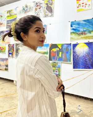 Orchita Sporshia Instagram - শুভ নববর্ষ