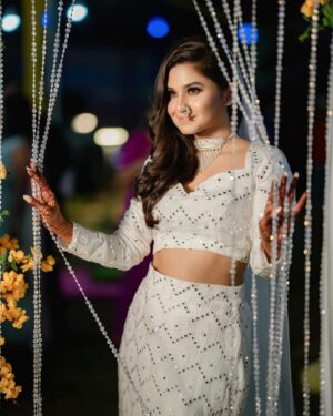 Orchita Sporshia Instagram - 13/2/2024 🌿 Sangeet | A night of music and bbq