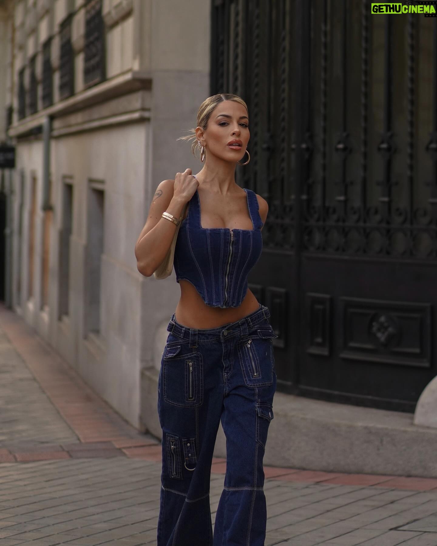 Oriana Marzoli Instagram - Get this look from @FashionNova ! 50-85% off EVERYTHING Hurry, it’s their Black Friday SALE!! 🤩✨