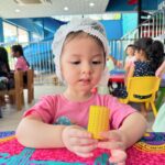 Ornjira Lamwilai Instagram - เอ็นดูไม่ไหว สุดที่รักของหม่ามี๊ @loveleia.lee 🩷