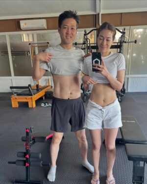 Ornjira Lamwilai Instagram - ผลลัพท์ที่ได้จากการดีทอกซ์ด้วยการทานแต่นำ้เปล่าเป็นเวลา 6 วันเต็ม ที่ @thelifeco.phuket หรือที่เรียกว่า waterfast … นำ้หลัก ลด, fat ลด, muscle mass ลดนิดหน่อย และ 4 packs เริ่มกลับมาให้เห็น รอบนี้ผลลัพท์ที่ได้ดีกว่าที่คิด…. สัญญาว่าหลังจากนี้จะกลับมาดูแลตัวเองมากกว่าเดิม เพราะสุขภาพหาซื้อไม่ได้นะจ๊ะ… อย่าลืมน้าาาสุขภาพสำคัญที่สุด 😊💪💪💪