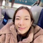 Ornjira Lamwilai Instagram - ขึ้น bus ผิดชีวิตเปลี่ยน ประสบการณ์ การขึ้น bus เข้าเมือง seoul ครั้งแรกคนเดียว…. ทำให้ชั้นรู้ว่าอรจิเดินทางคนเดียวไม่น่ารอด 😅 #ornjiinseoul