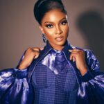 Osas Ighodaro Instagram - 💙 Time for the ‘Time 100’ Gala 💙 📸 | @photogirlnaija 👗 | @dorhann_ 👛 | @_emmanuelgoodnews (styling) 💄 | @dorannebeauty 💇🏾‍♀️ | @touchofibee 📍 | New York City #Time100Gala #Time #blessed 💙
