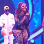 Osas Ighodaro Instagram - Vibing …. w/ ‘Overall Best’ 💙❤️💛 📸 | @photogirlnaija 💄 | @t.alamodebeauty 💇🏾‍♀️ | @touchofibee 👗 | @mosesebite 🎤 | @africamagic ‘Overall Best’ #OsasIghodaro #AMOverallBest #Host #vibes #blessed 💥