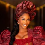 Osas Ighodaro Instagram - 💜 About this weekend … Absolute Beautiful time celebrating my darling boo @andrea.oi and her hubby Eghosa! Congratulations!! Congratulations!! The celebration was like no other and the venue was like a magical dream! Everything was so beautiful! I’m so happy for you both and as an honorary Iyamah sister, lol, it was beautiful to celebrate you both! Congratulations once again & May God bless your union! XoxoxO 💐💜💐 Outfit | @veekeejames_official Makeup | @lokengoo Hair | @touchofibee Gele | @chygele Photography | @officialphotofreak #FortheLoveofEden #AndreaIyamah #wedding #blessed 💐