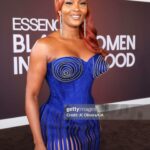 Osas Ighodaro Instagram - ✨Thank you for having me @essence! The ‘Black Women in Hollywood’ awards was absolutely beautiful and so very inspiring! …and of course Happy International Women’s Day!!! 💙💙💙 👗 | @weizdhurmfranklyn 💇🏾‍♀️ | @touchofibee #blessed #actor #nollywood #hollywood #essence #internationalwomensday