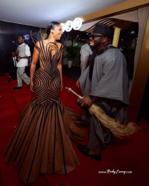 Osas Ighodaro Instagram - Thanks for such nice captures!!! Much Appreciated @rockyemmyphotography you too sabiiiiii 😊😊😊

Moments from #AMVCA10

#actor #blessed #osasighodaro ✨