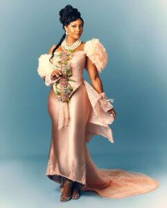Osas Ighodaro Instagram - 🌷✨ Ready to step into the spotlight for the most fabulous ball of the season 🌷✨#BridgertonNetflix 👗 | @xtrabrideslagos ✨ | @_emmanuelgoodnews 💄 | @adella_makeup 💇🏾‍♀️ | @bernardsmiless 📸 | @photogirlnaija #BridgertonS3 #Netflix #Premiere #actor #blessed 🌷✨