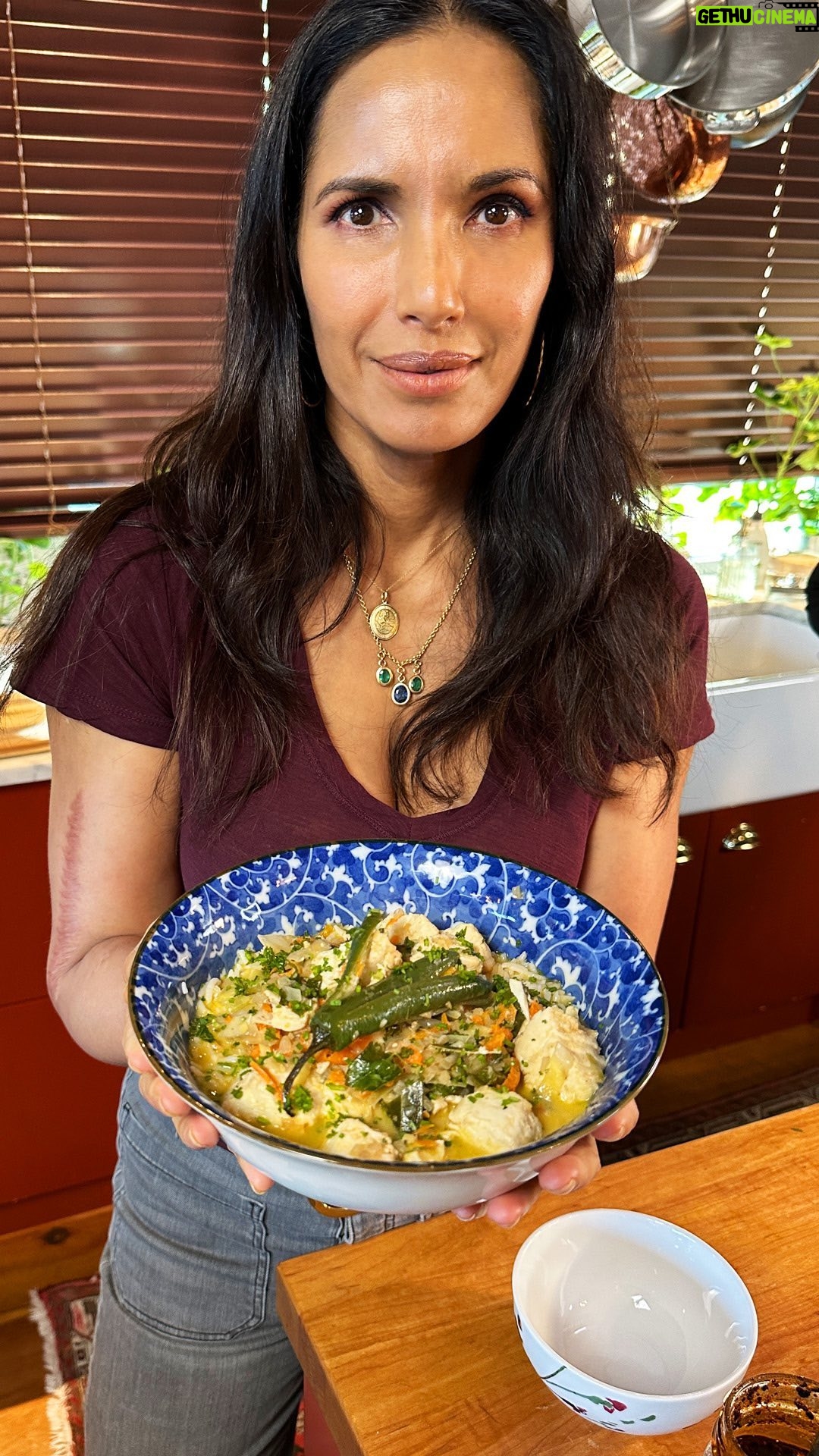 Padma Lakshmi Instagram - I spent an afternoon sharing recipes with the fantastic @chefmilliepeartree. We both have a shared interest in fitness and wanted to cook meals that can fit into a busy schedule and feel good before or after a workout! Meen moilee (or fish curry) is not only light and protein packed but it is one of my go to comfort foods. Check back in later this week to see what dish Millie taught me. #healthyrecipes #inthekitchen #meenmoilee #indianfood
