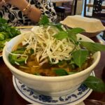 Padma Lakshmi Instagram - Touched down in NOLA and was immediately whisked away to @dongphuong_restaurant for an incredible Vietnamese feast with @chefnininguyen and @punkiejohnson !! #nola #touchdown #vietcuisine #nolaeats