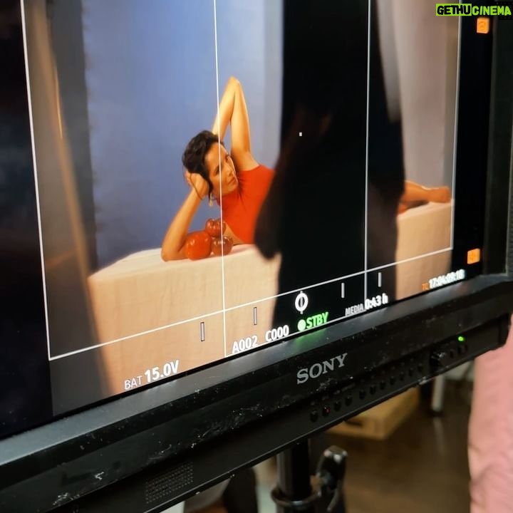 Padma Lakshmi Instagram - A few behind the scenes moments with @semaine_online ! The team was really thoughtful and creative in how they put the shoot together, and I loved how they pushed my boundaries fashion-wise. They really did their research! Check out the feature and video at the link in bio. Photographer: @tinatyrell Photography Assistant: Alonso Ayala Digital Technician: @melonskies Retouching: @eursa_major Hair Stylist: @jeanie.syfu
Make up: @bobscott200
Make up Assistant: Shania Roman
Stylist: @lotteelisa
Stylist Assistant: @pimpirufa
Set Design WayOut Studio @Wayoutstudioco @11thhouseagency Art Director: Eva Chu
Creative Consultant: @azxo
On site Producer: Ashley Suarez Location: @16beaverstudio Special thanks @badhabit.icecreams @sophieloujacobsen