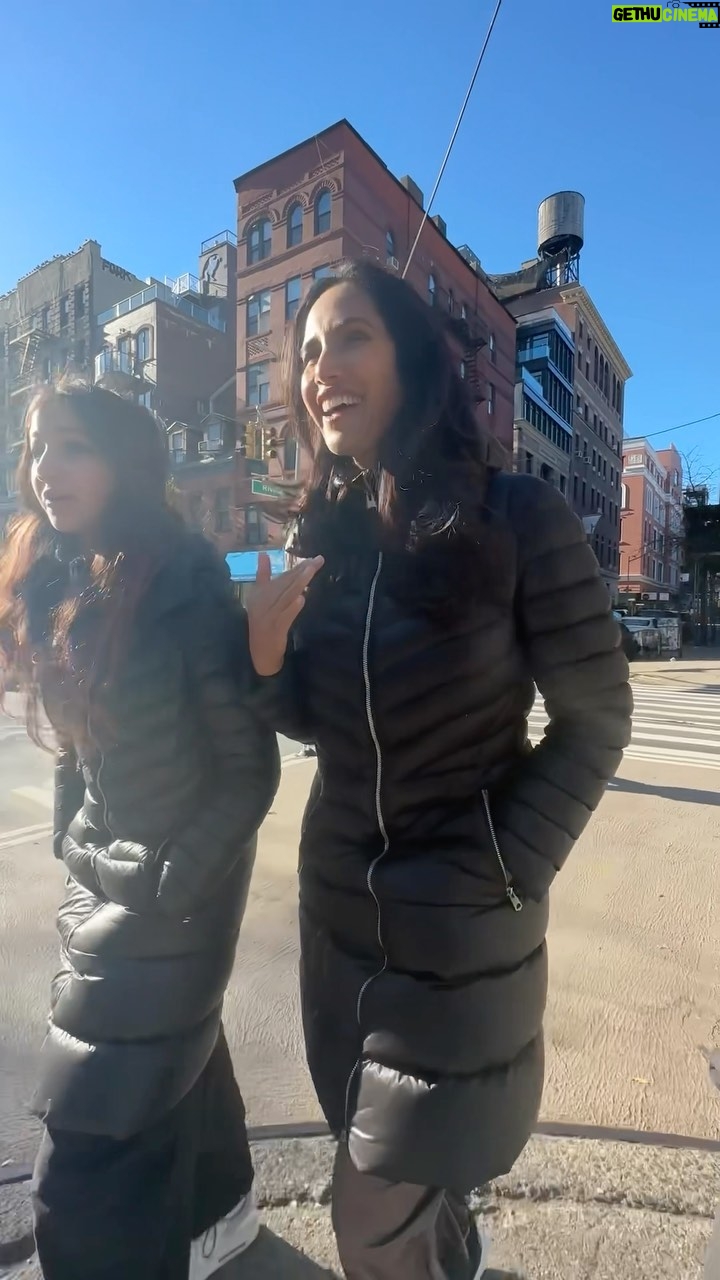 Padma Lakshmi Instagram - Saturdays are for twinning and winning 👯♀️