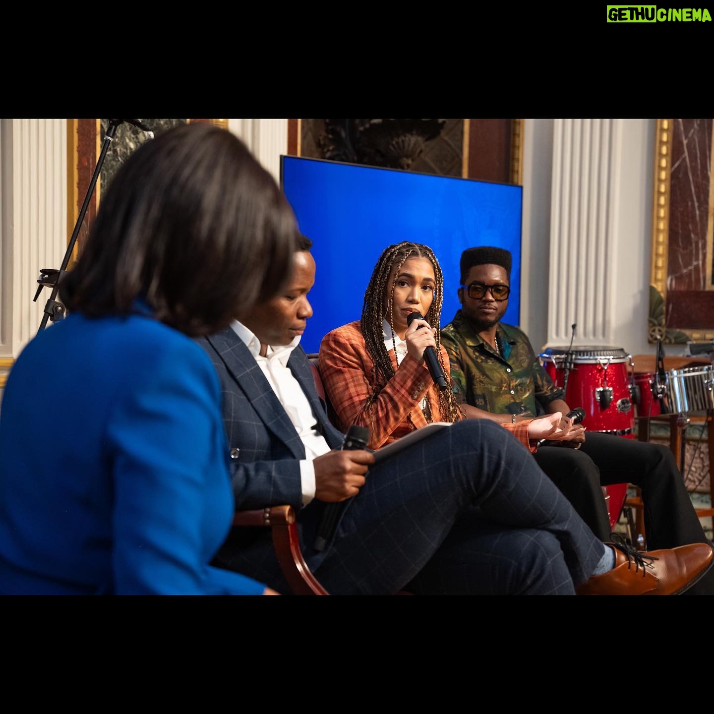 Paige Hurd Instagram - Blessed to have been chosen to participate in the first ever Afro-Latino Heritage Celebration at the White House. It was empowering to be able to represent Afro-Latina women in Hollywood discussing disparities and solutions & celebrate the Afro-Latino identity with all that attended. 🖤🇵🇷