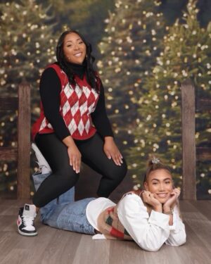 Paige Hurd Instagram - everyone else was busy with their lovers & kids for the holiday…So you get me and mori 
Merry Christmas from the last single childless ho ho ho’s of the family 
🎄🎄🎄

#sike #aintnohojustsingle
