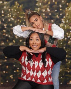 Paige Hurd Instagram - everyone else was busy with their lovers & kids for the holiday…So you get me and mori 
Merry Christmas from the last single childless ho ho ho’s of the family 
🎄🎄🎄

#sike #aintnohojustsingle